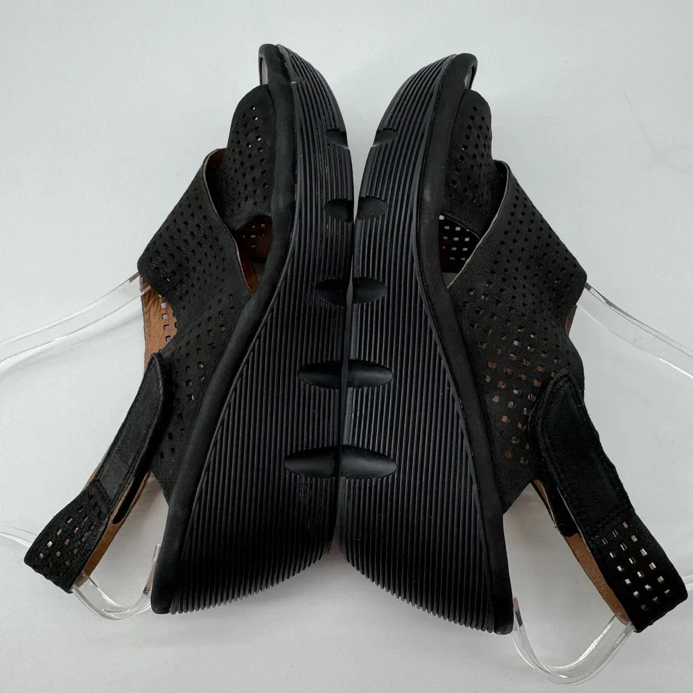 Clarks Artisan Reey Variel Wedge Sandals 7 Leather Perforated Slingback Comfort